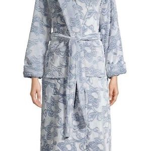 NEW! NATORI SILVER BLUE PLUSH FLORAL ROBE